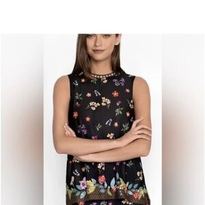 Johnny Was Active Nani high low muscle tank size medium ￼